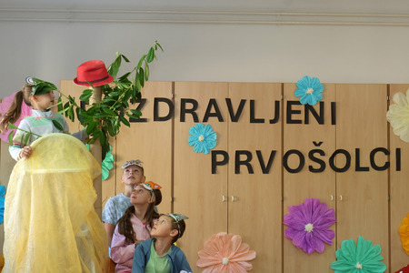 SPREJEM PRVOŠOLČKOV UNEC 07 FOTO LJUBO VUKELIČ